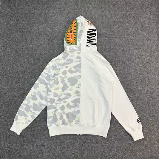Campera Bape City Camo Tiger Shark Blanca