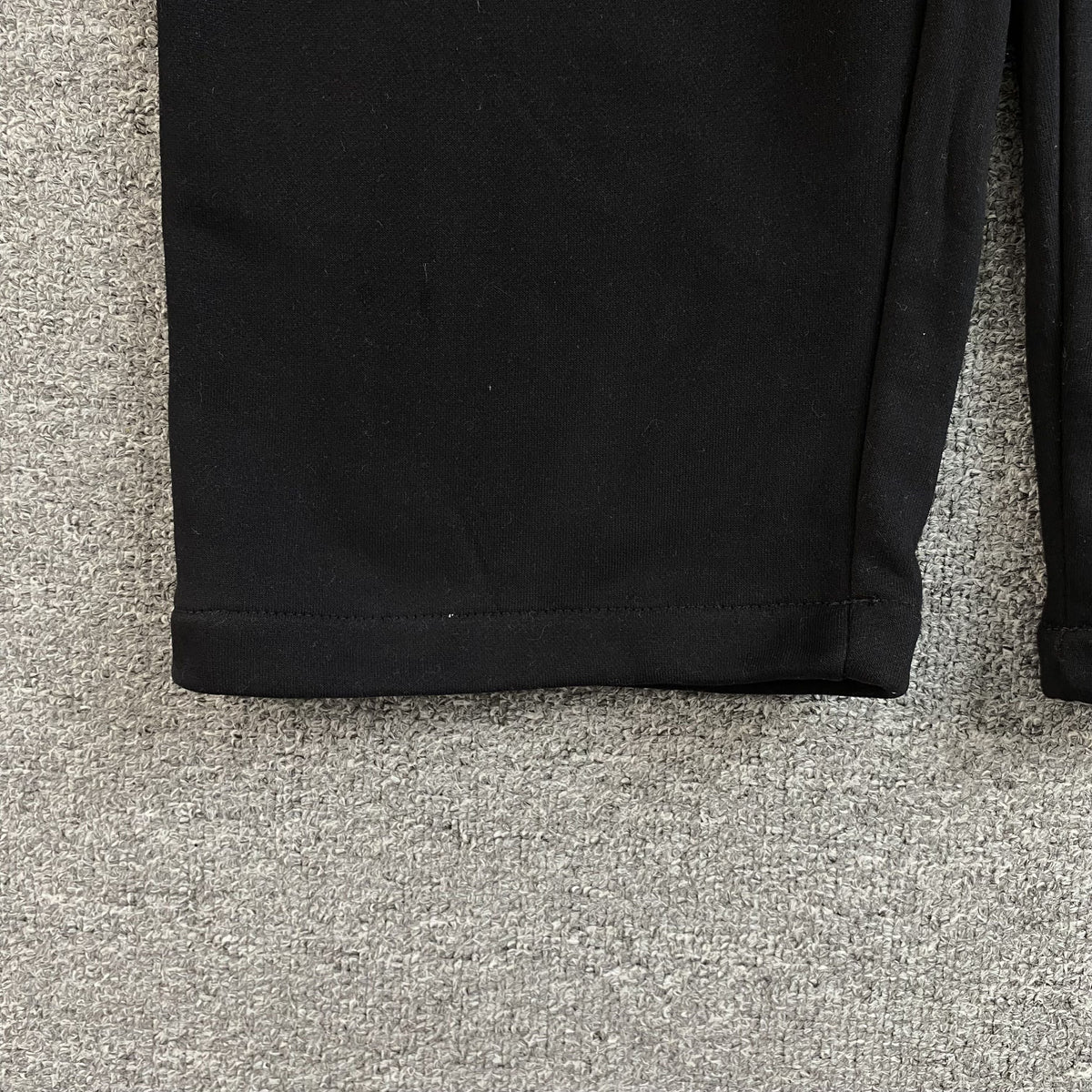 Pantalon Corteiz Colly Arch Open Hem Negro
