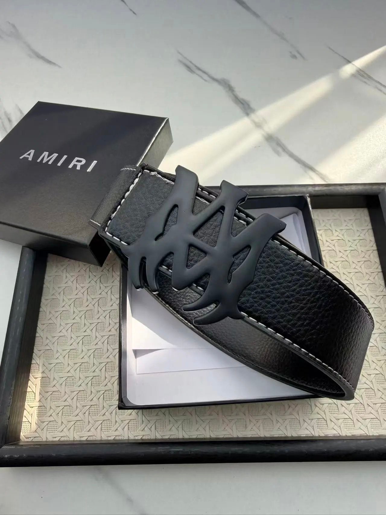 Cinturon AMIRI (incluye caja)