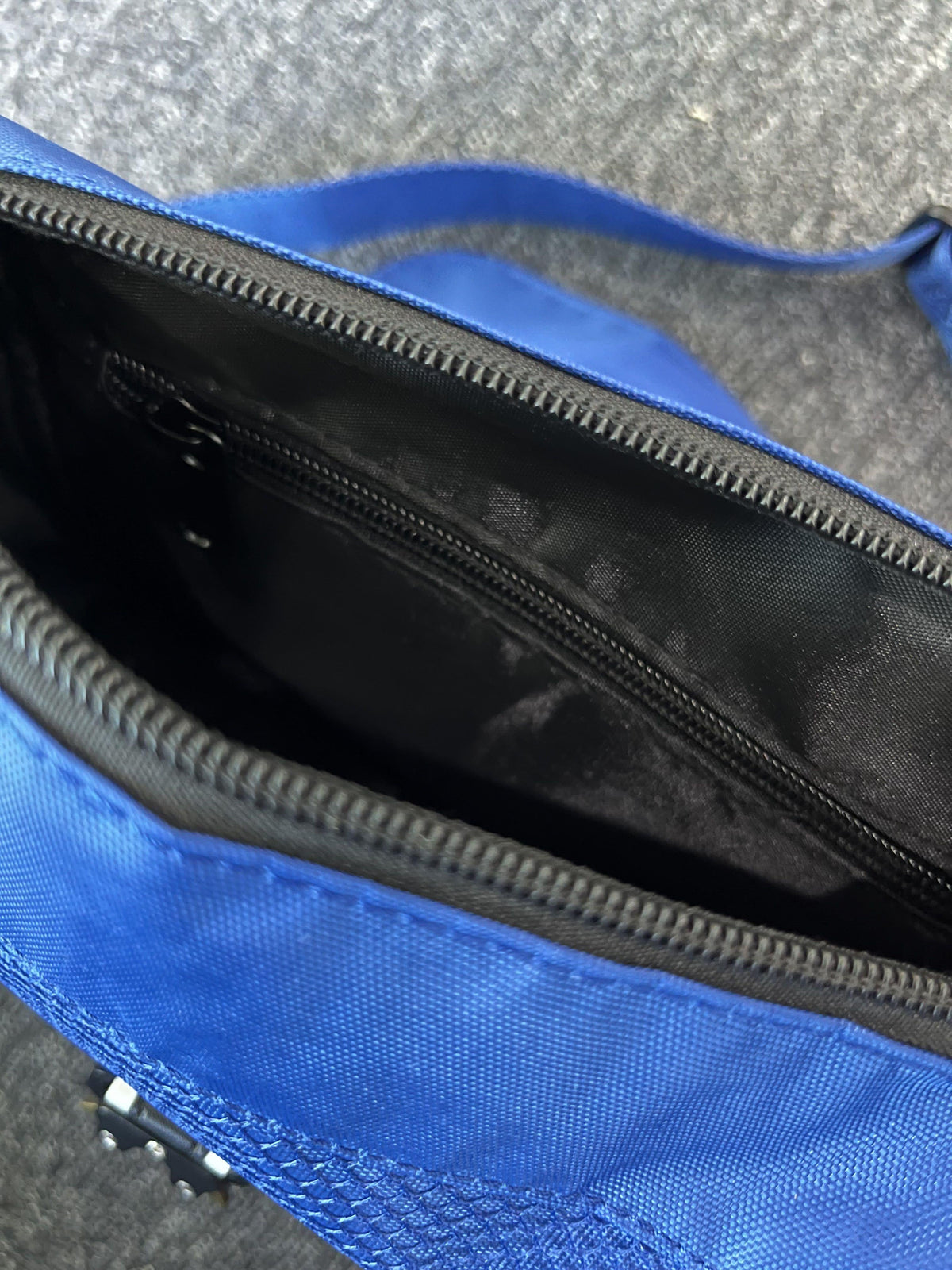 Morral Trapstar Irongate T Crossbody Azul