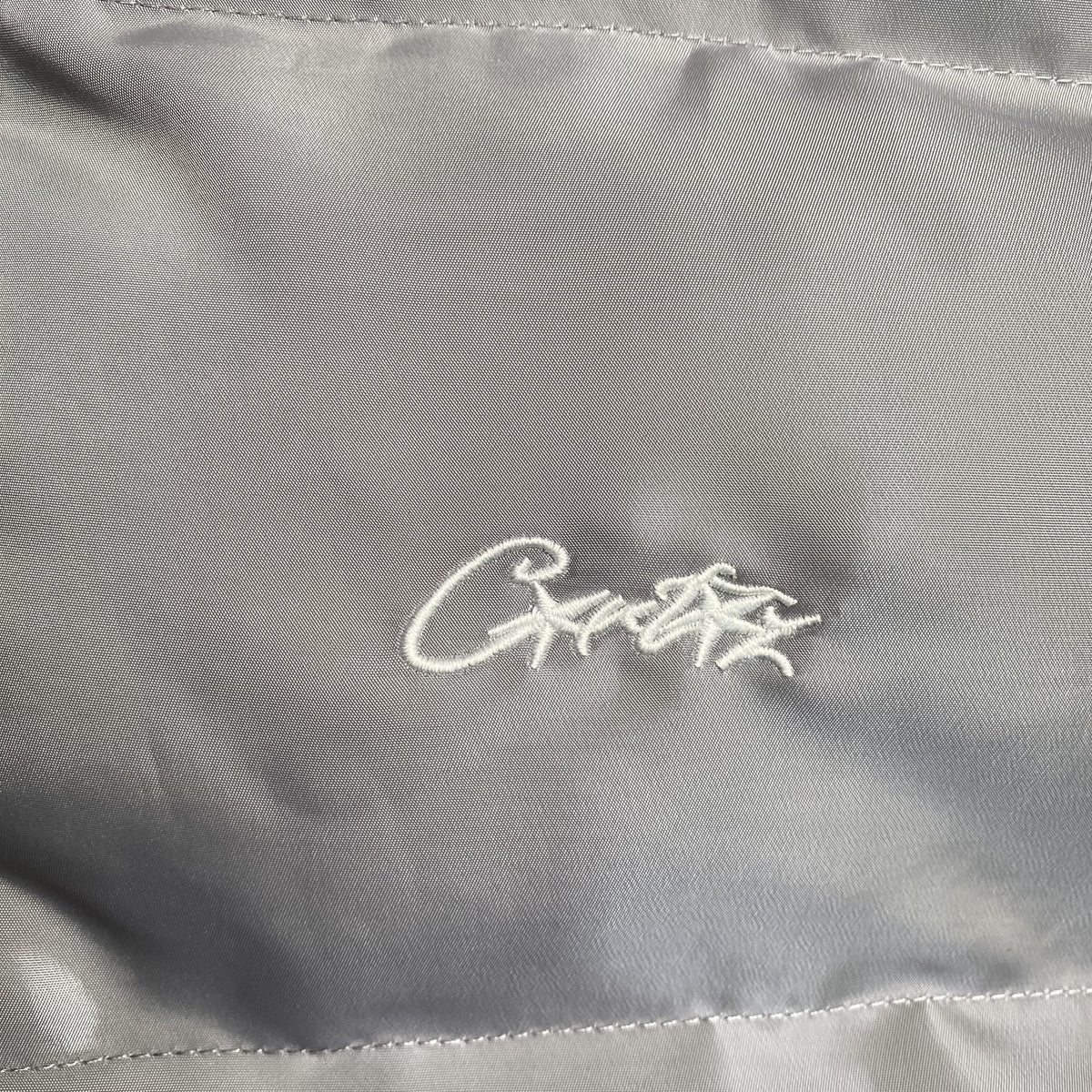 Campera Corteiz Bolo Gris
