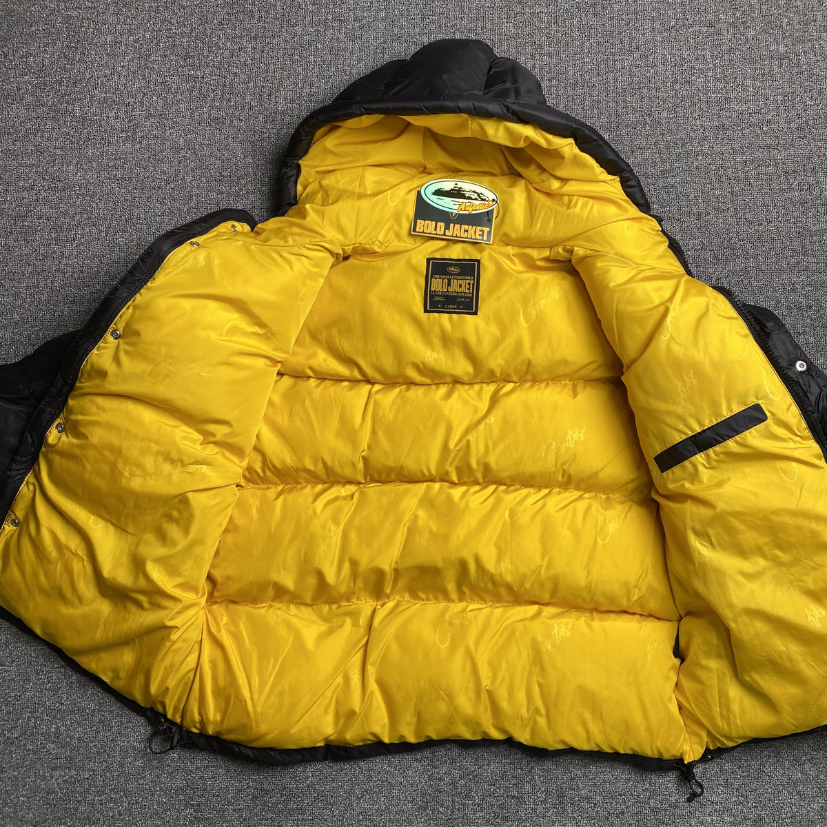 Campera Corteiz Bolo V2 Negra