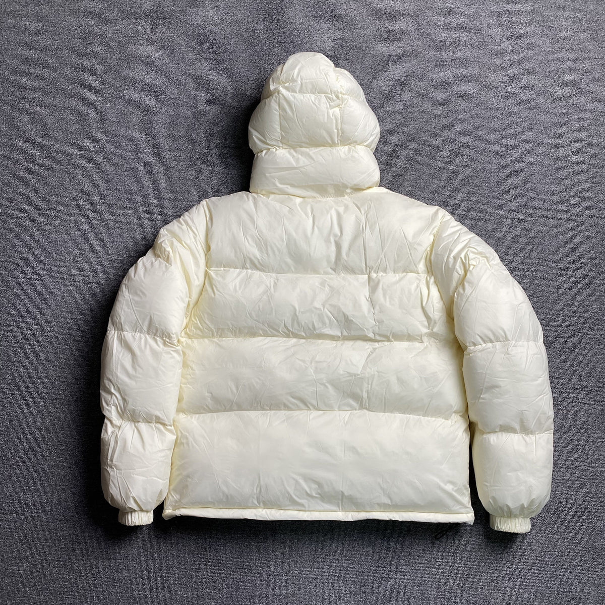 Campera Corteiz Bolo V2 Crema