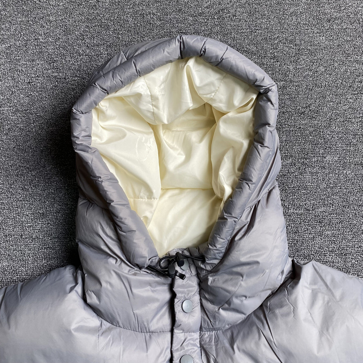 Campera Corteiz Bolo V2 Gris