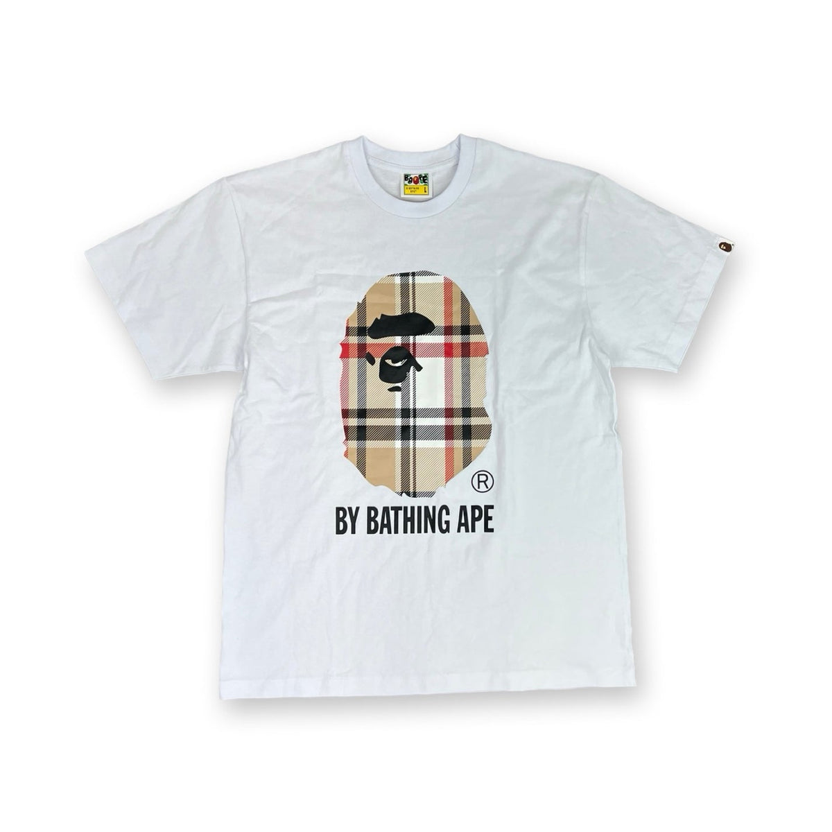 Remera Bape x Burberry frente
