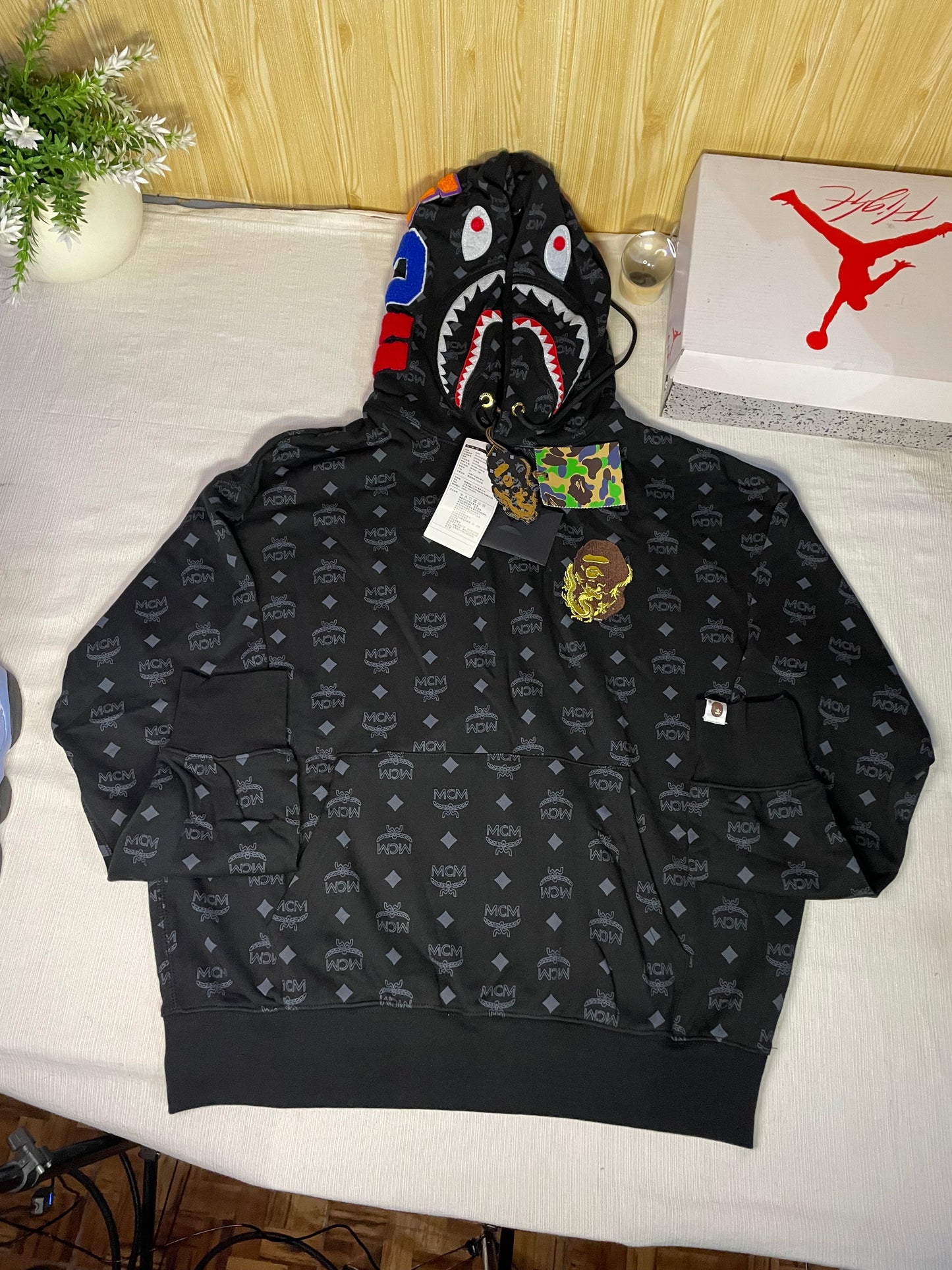 Bape shark x mcm hoodie (entrega inmediata)