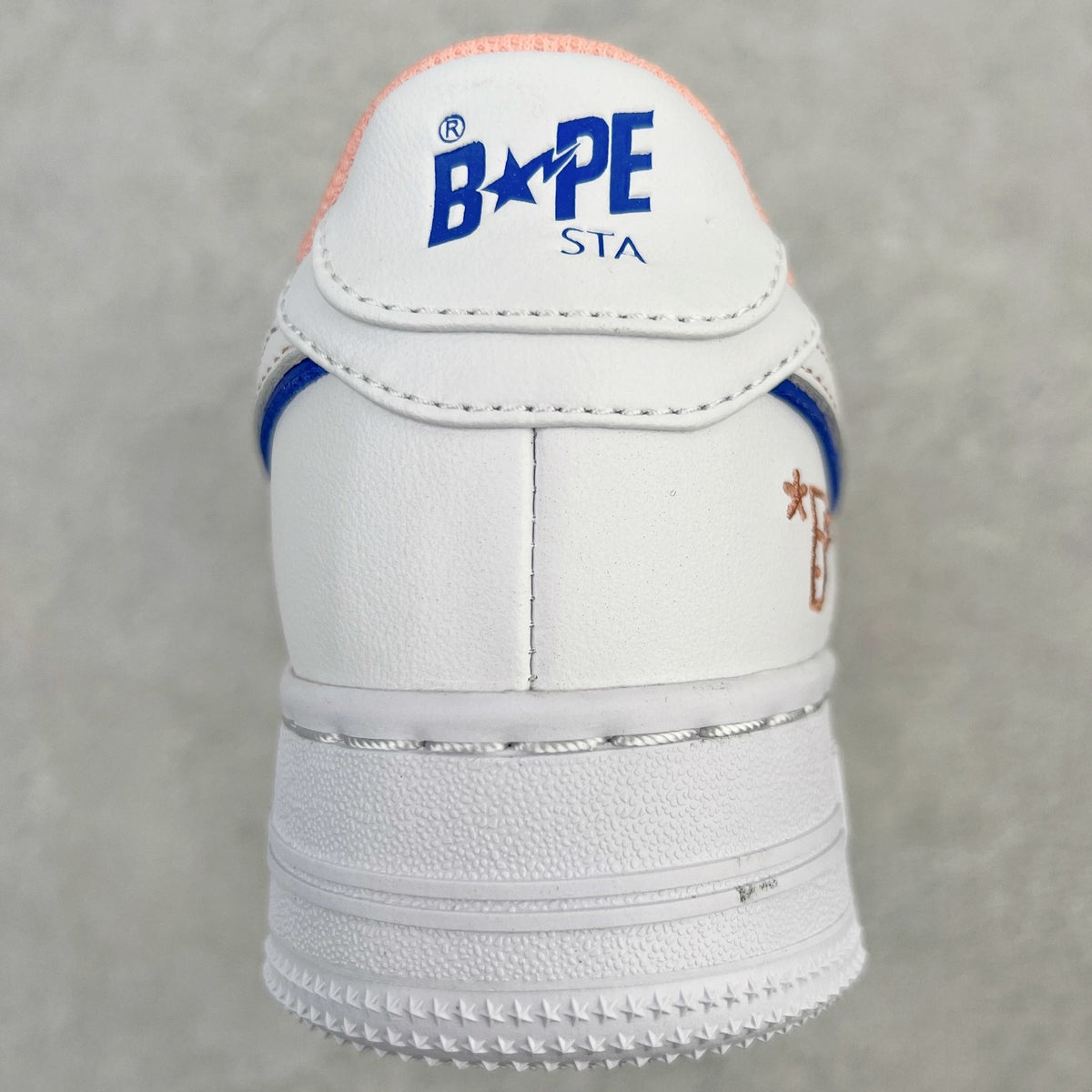 A Bathing Ape Bape Sta BAPY Blanco Rosa