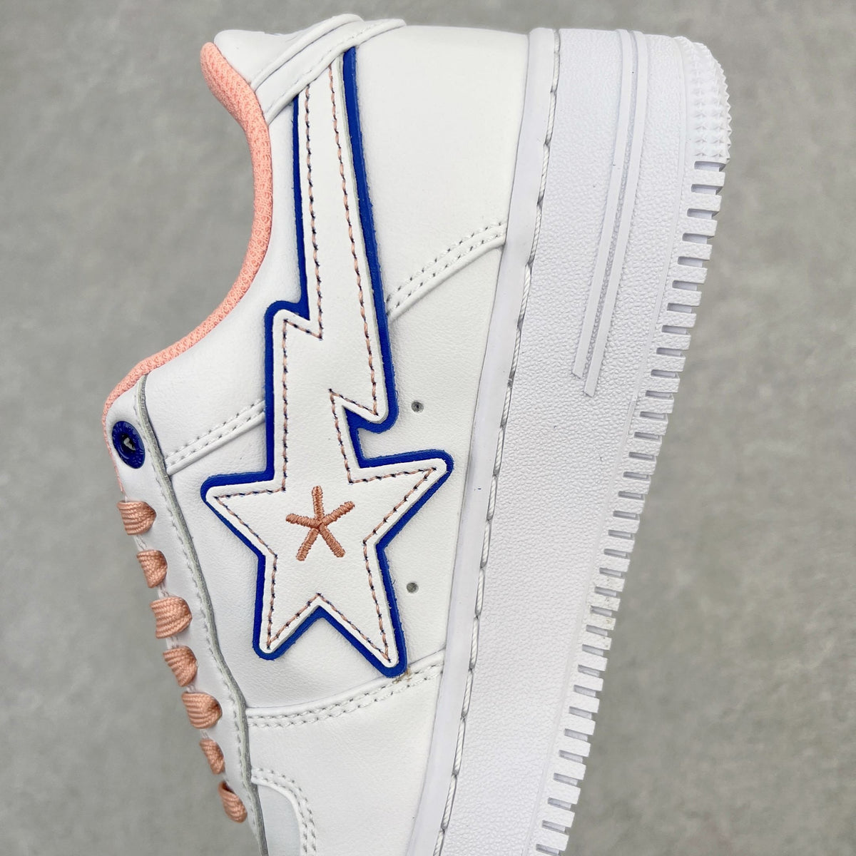 A Bathing Ape Bape Sta BAPY Blanco Rosa