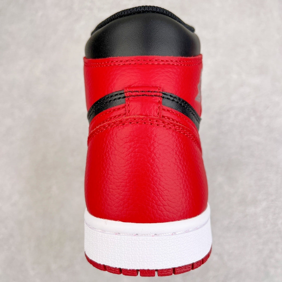 AIR JORDAN 1 HIGH "BRED BANNED" (2016)