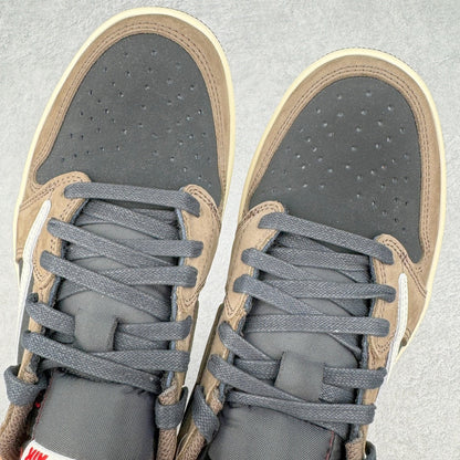 AIR JORDAN 1 LOW "TRAVIS SCOTT"