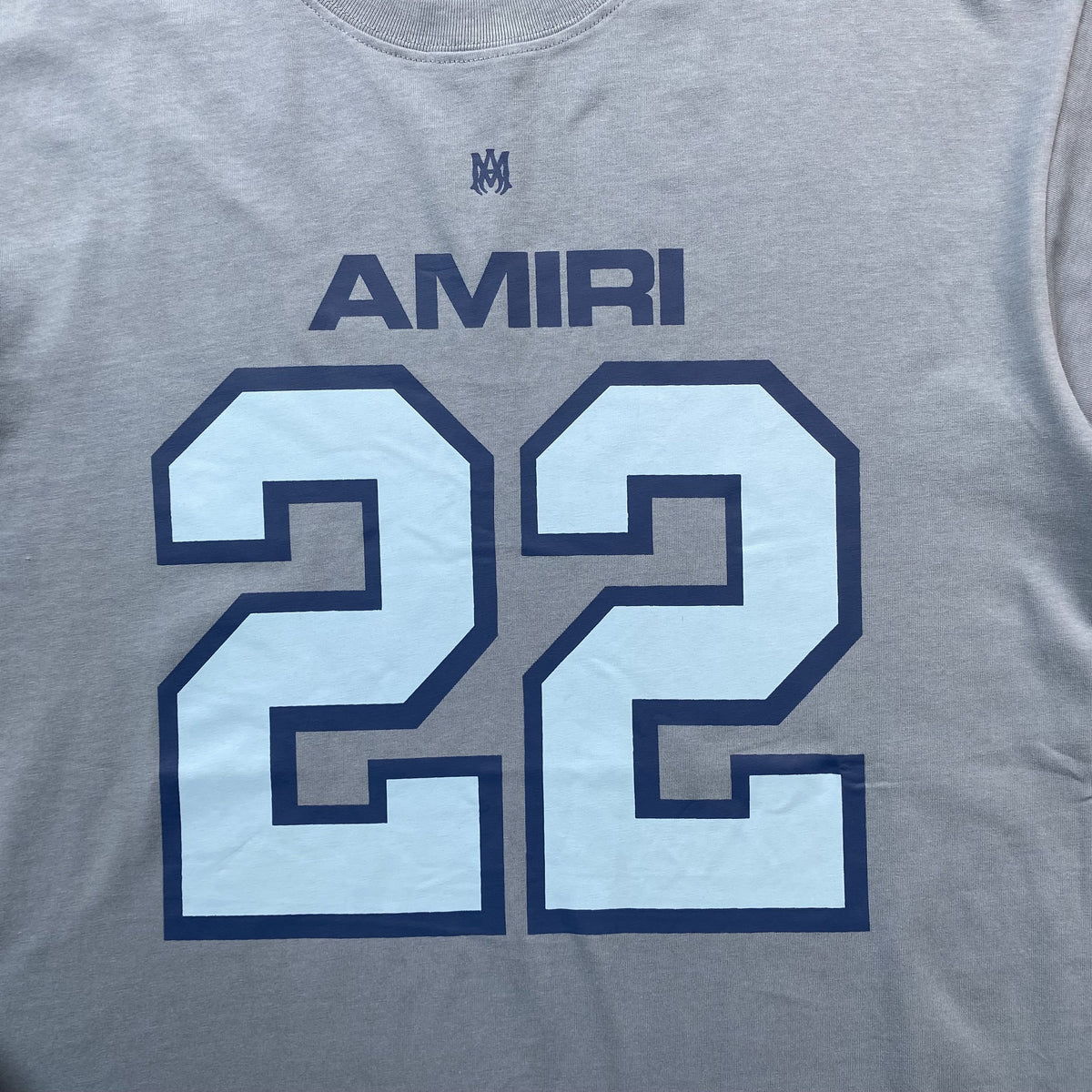 Remera Amiri 22 Skater Azul Celeste