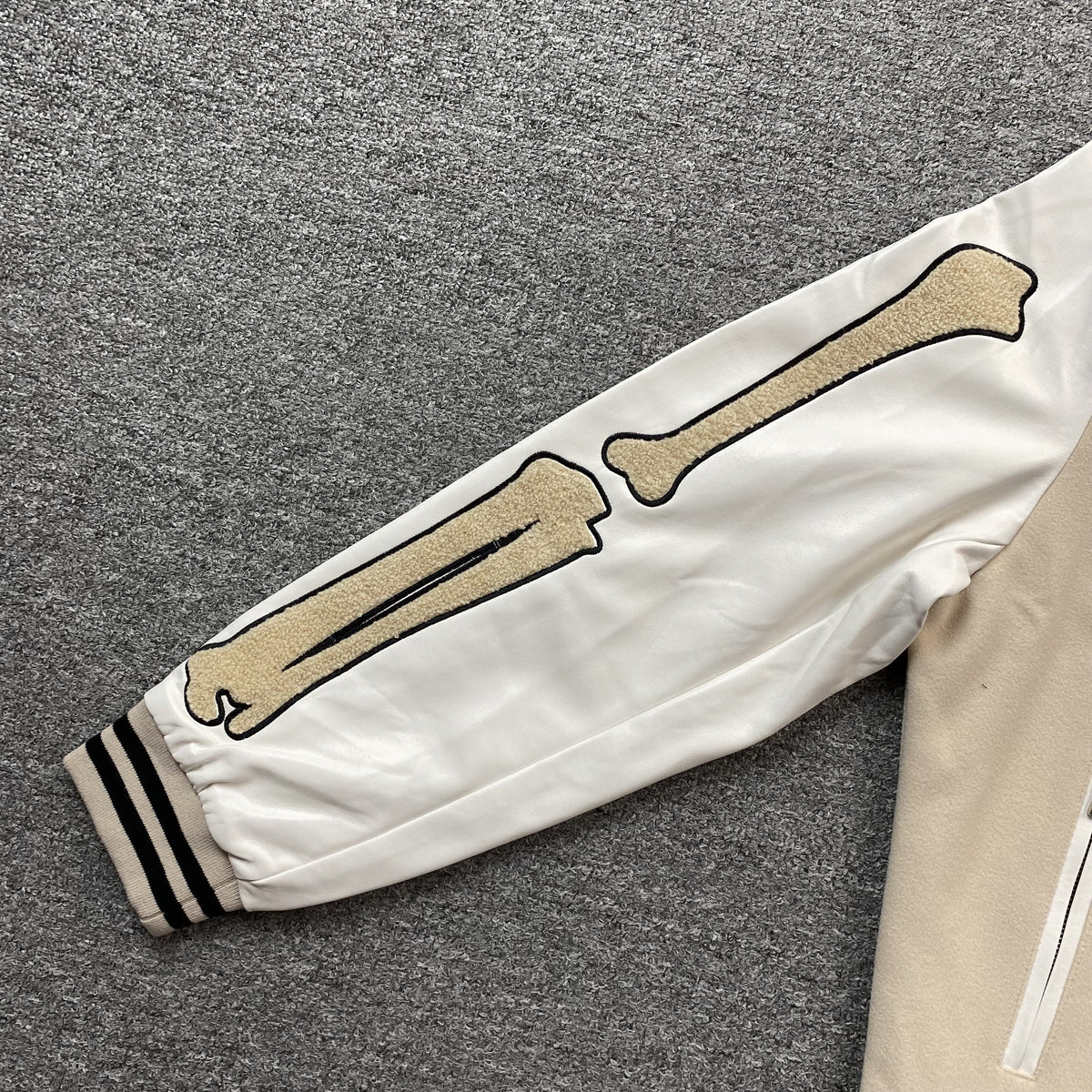Campera Amiri Bones Bomber Neutral Beige