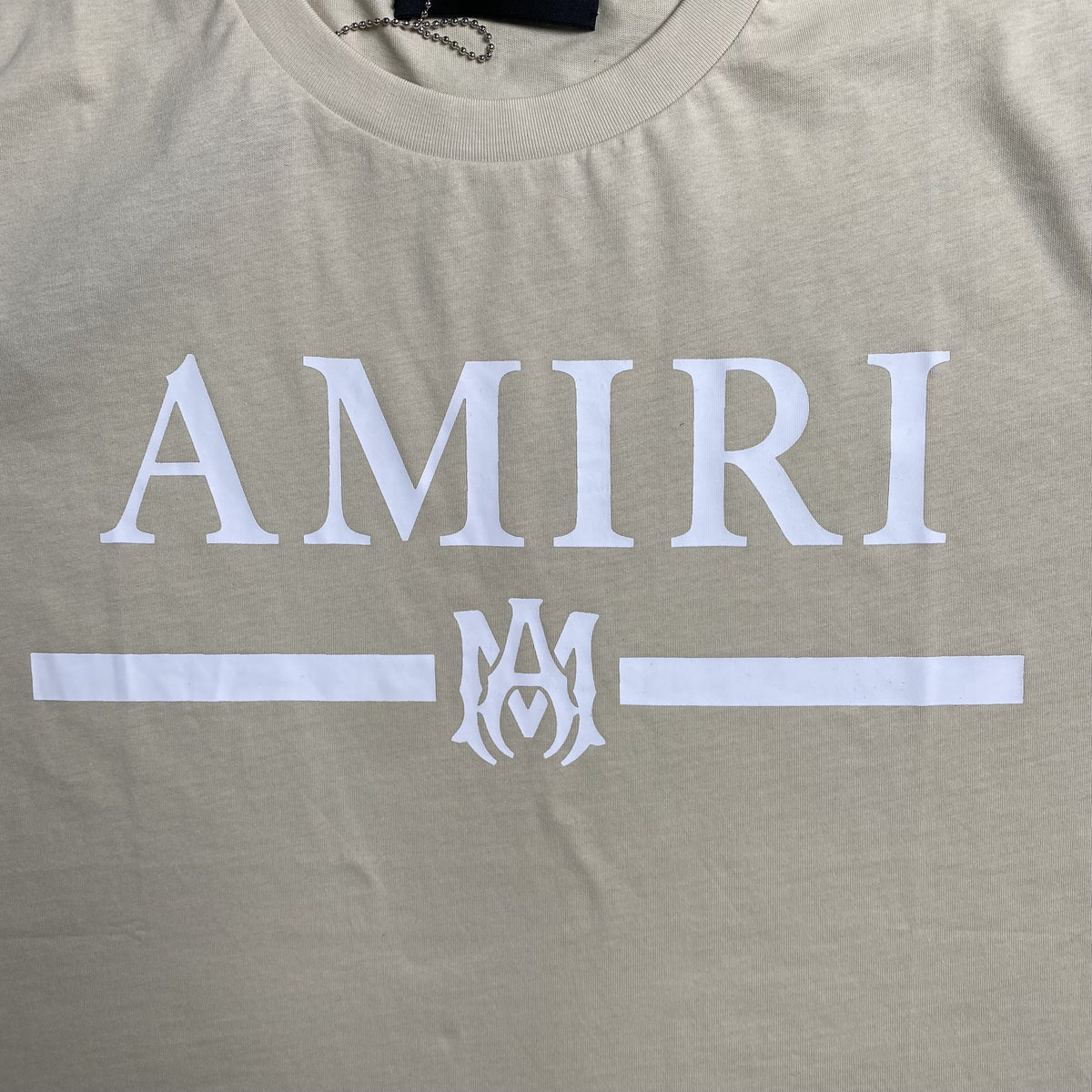 Remera Amiri Ma Bar Logo Beige
