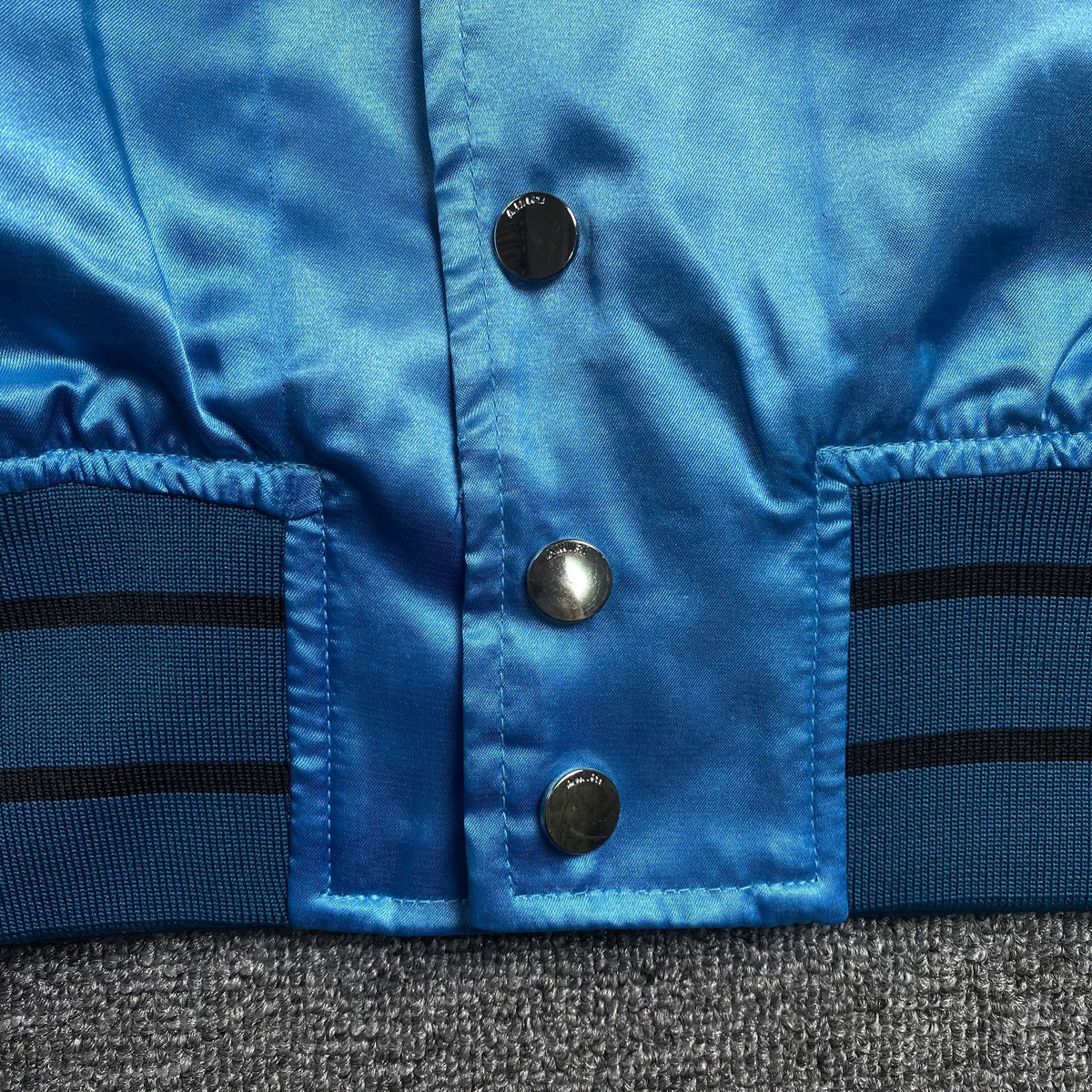 Campera Amiri Satin Flames Souvenir Bomber Azul