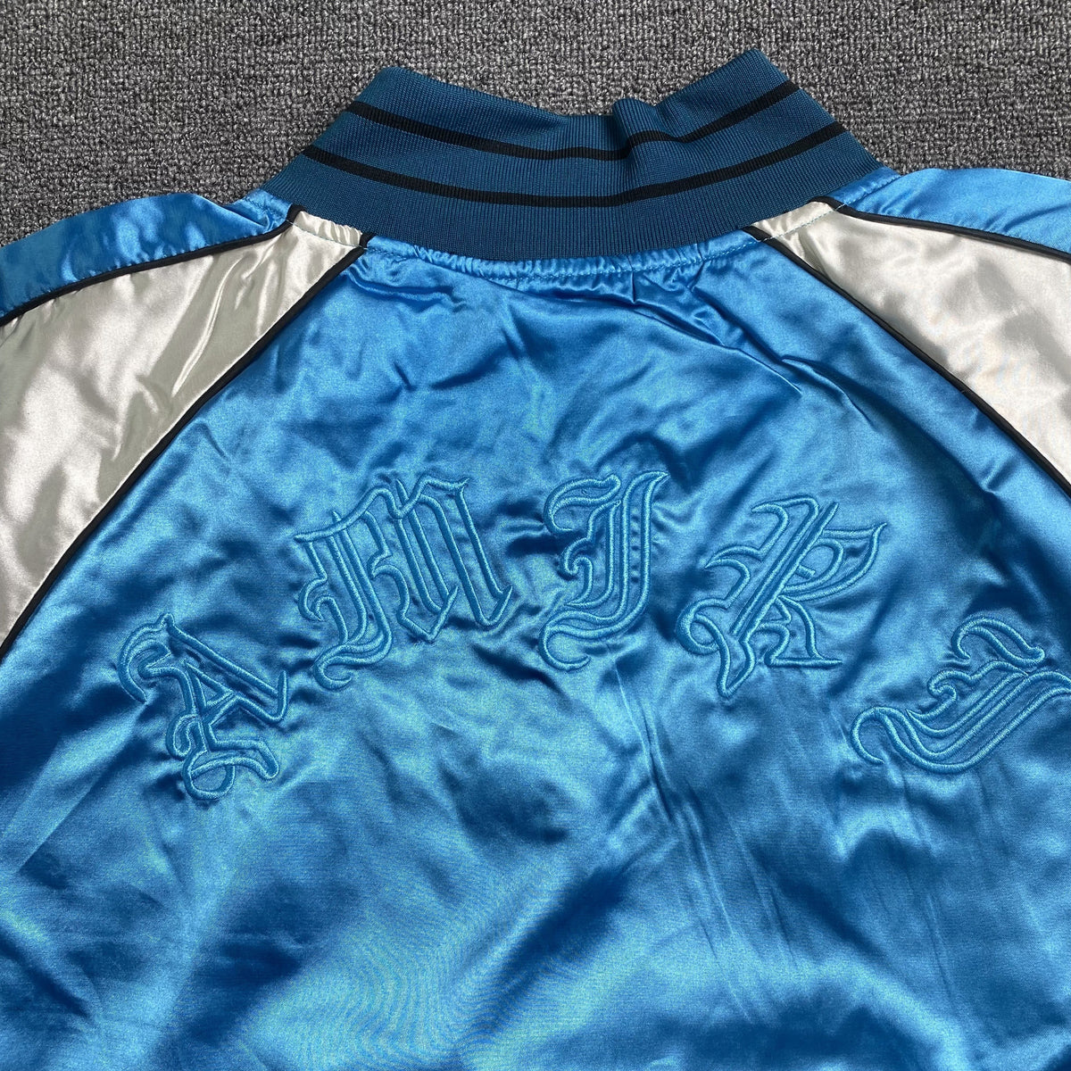 Campera Amiri Satin Flames Souvenir Bomber Azul