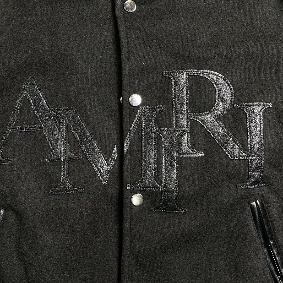 Campera Amiri Staggered Logo Bomber Negra