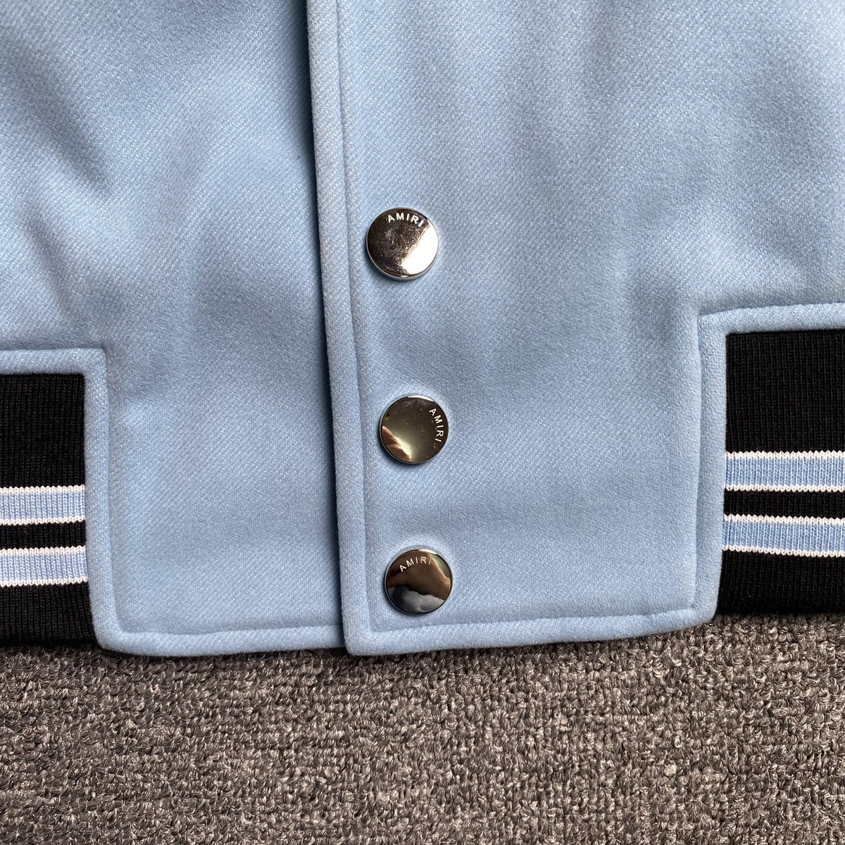 Campera Amiri Stars Bomber Celeste