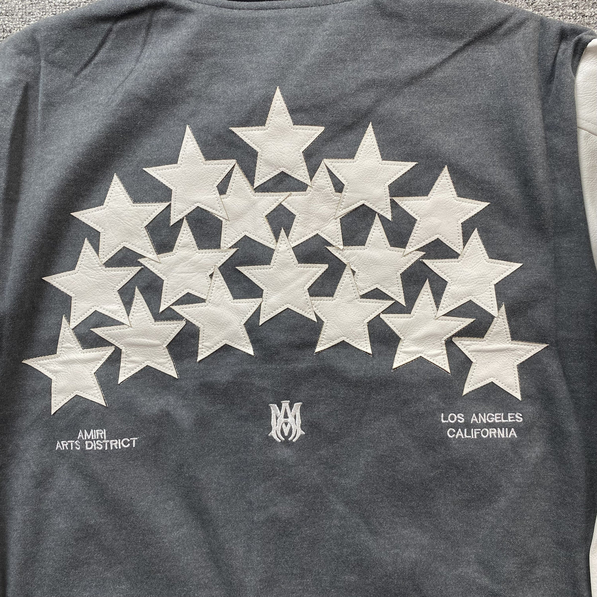 Campera Amiri Stars Bomber Gris