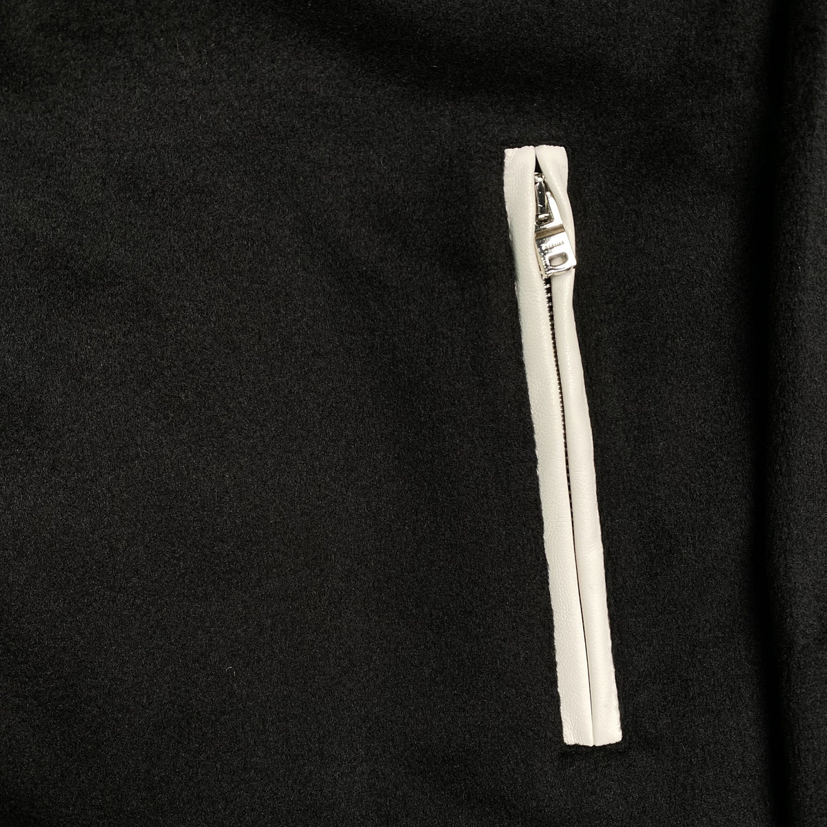 Campera Amiri Bomber Negra