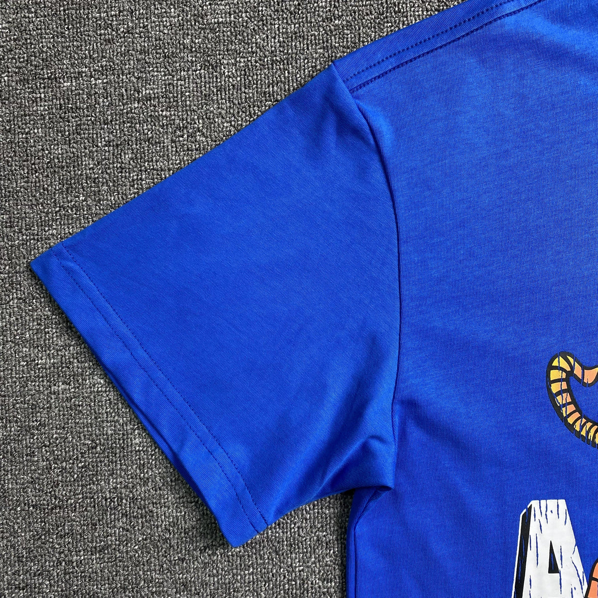 Remera Amiri Vintage Tiger Azul