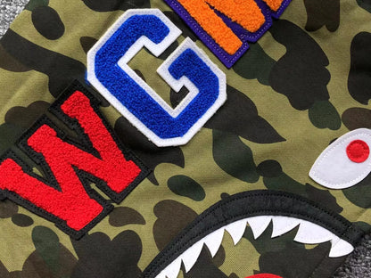 Campera Bape 1St Camo Shark Full Zip Verde