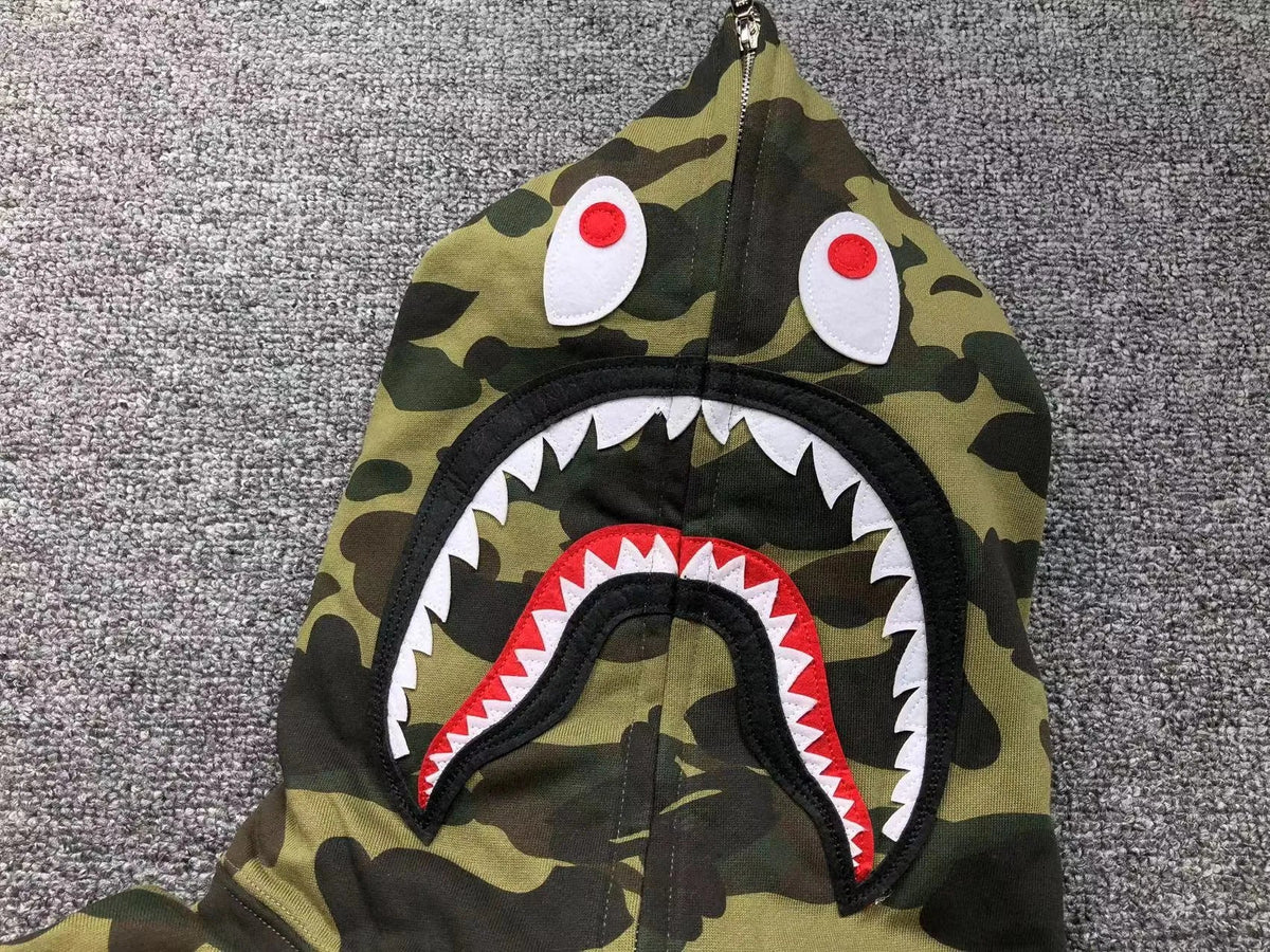 Campera Bape 1St Camo Shark Full Zip Verde