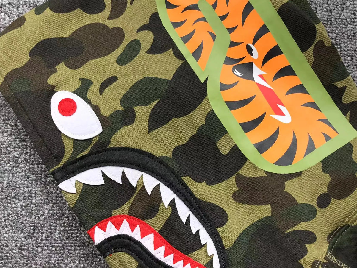 Campera Bape 1St Camo Shark Full Zip Verde