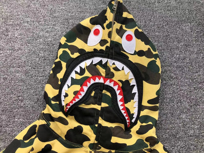 Campera Bape 1St Camo Shark Full Zip Amarilla