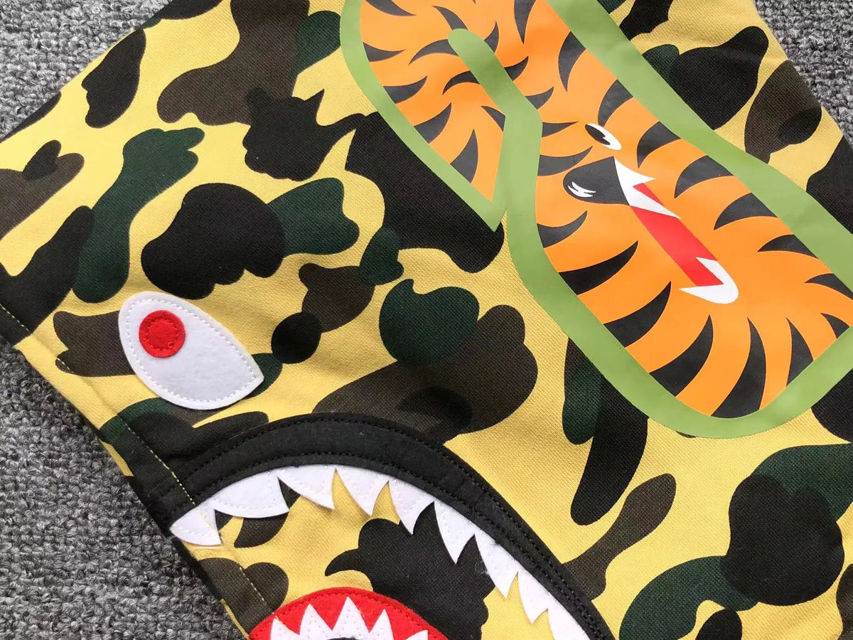 Campera Bape 1St Camo Shark Full Zip Amarilla