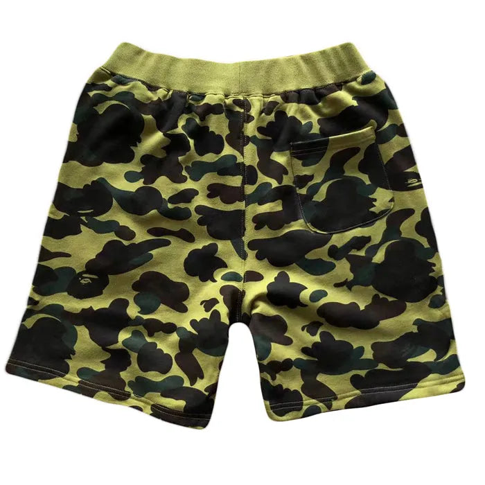 Bape 1ST Camo Shark Sweat Shorts Verde