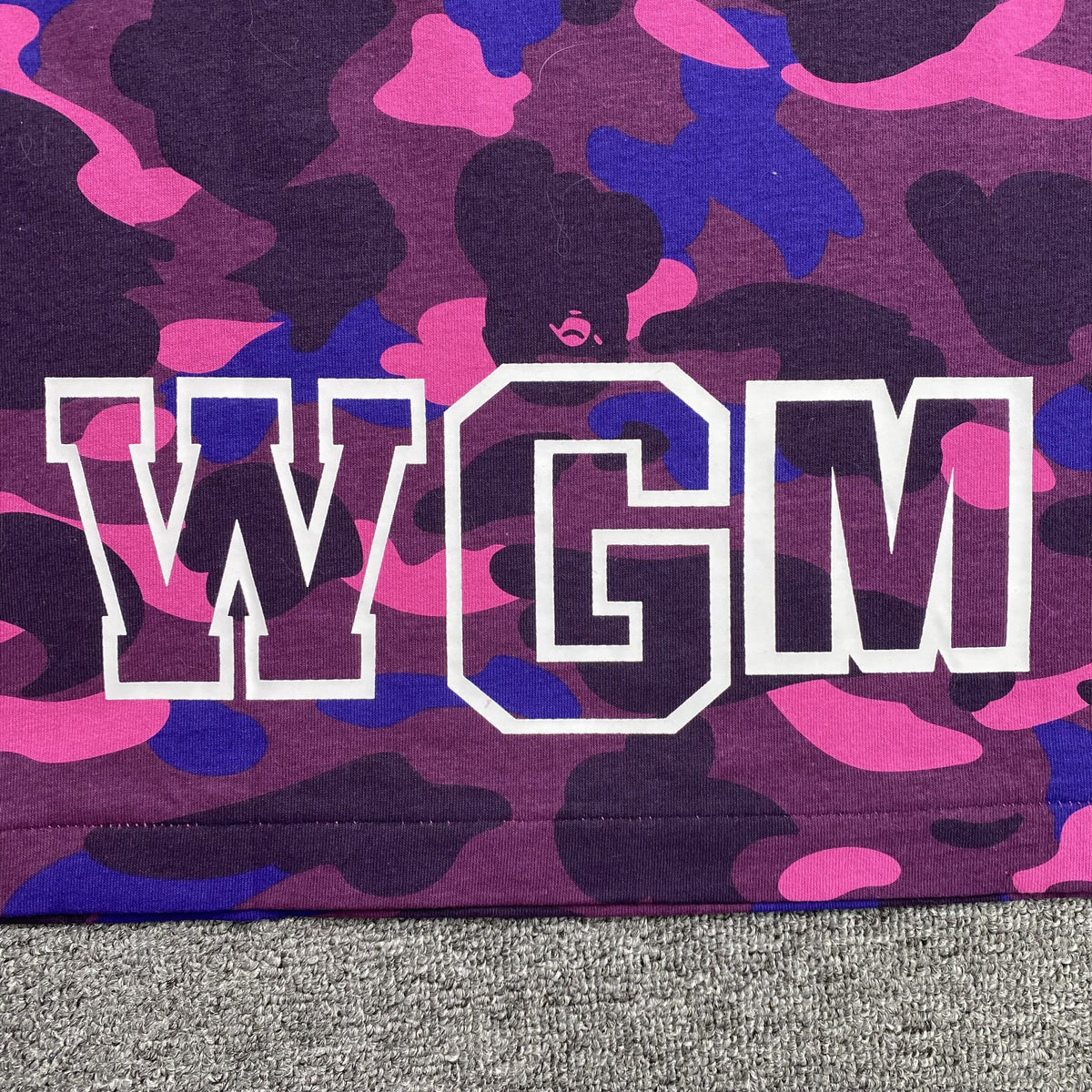 Remera Bape ABC Camo Shark Violeta