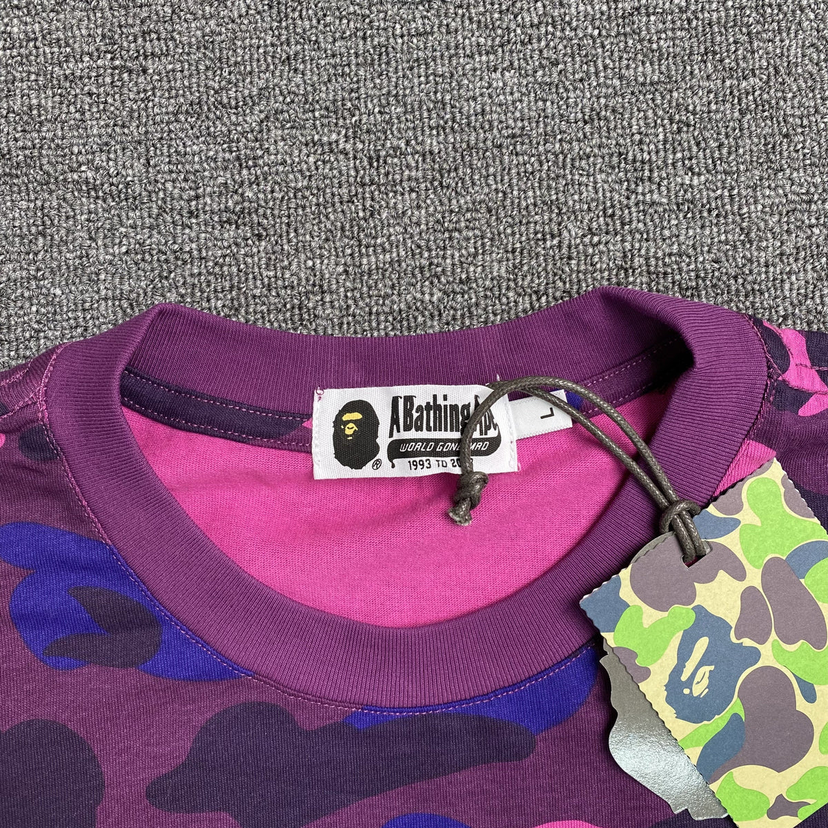 Remera Bape ABC Camo Shark Violeta
