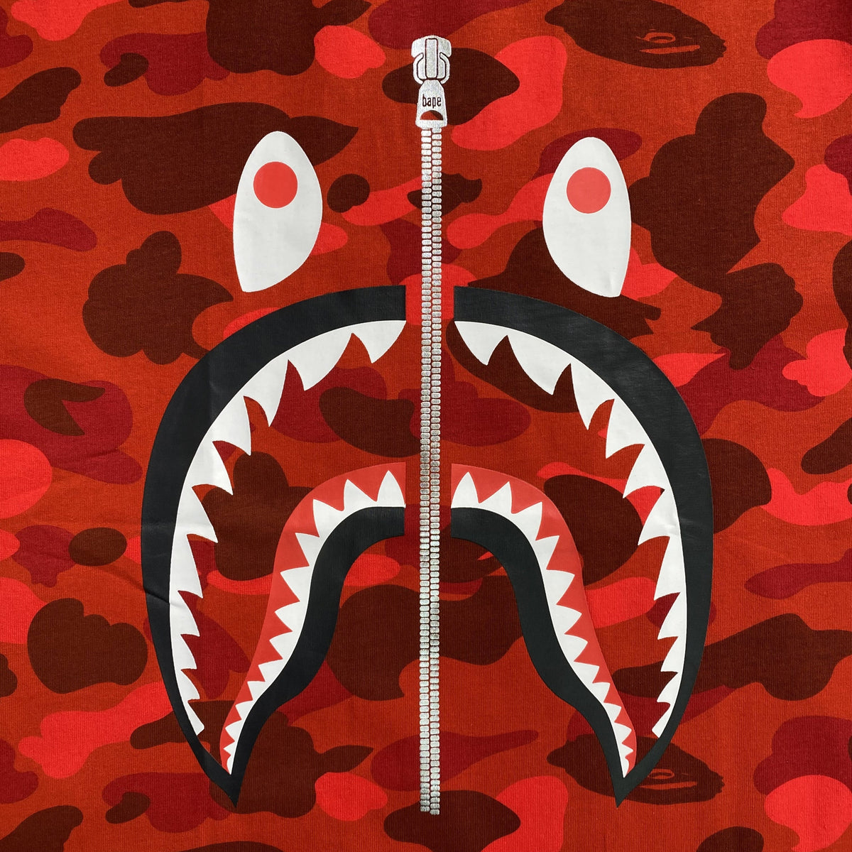 Remera Bape ABC Camo Shark Roja