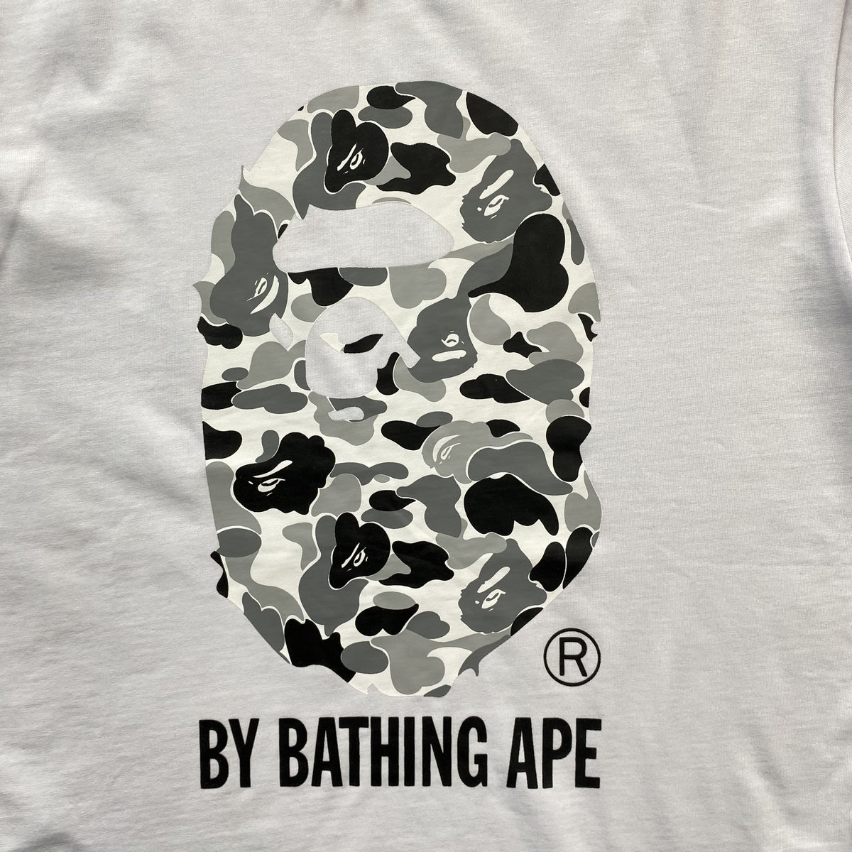 Remera Bape ABC Camo Blanca