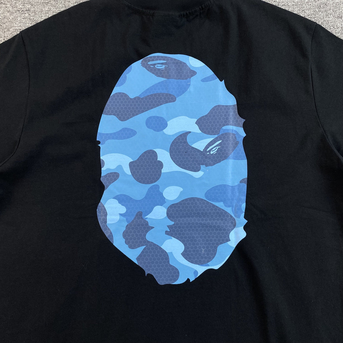 Remera Bape Camo Big Ape Head Negra