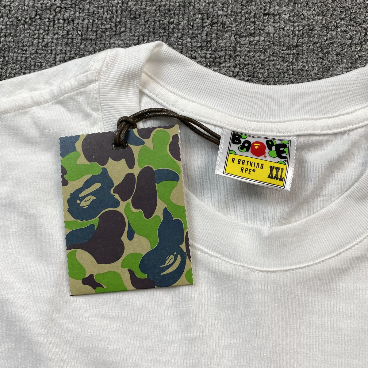Remera Bape Camo Big Ape Head Blanca