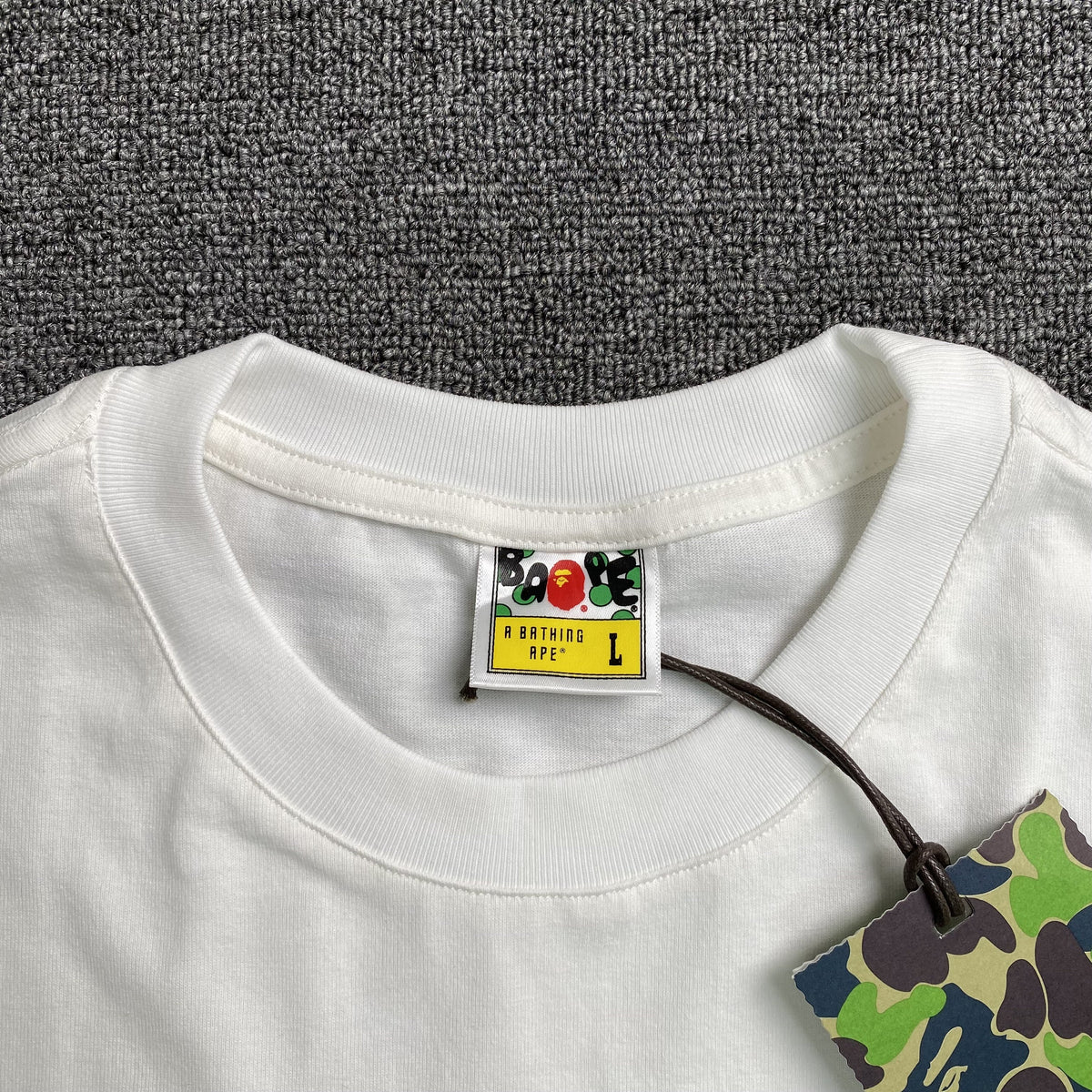 Remera Bape Camo Big Ape Head Blanca