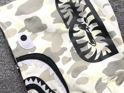 Campera Bape City Camo Half Shark Full Zip Negra Blanca