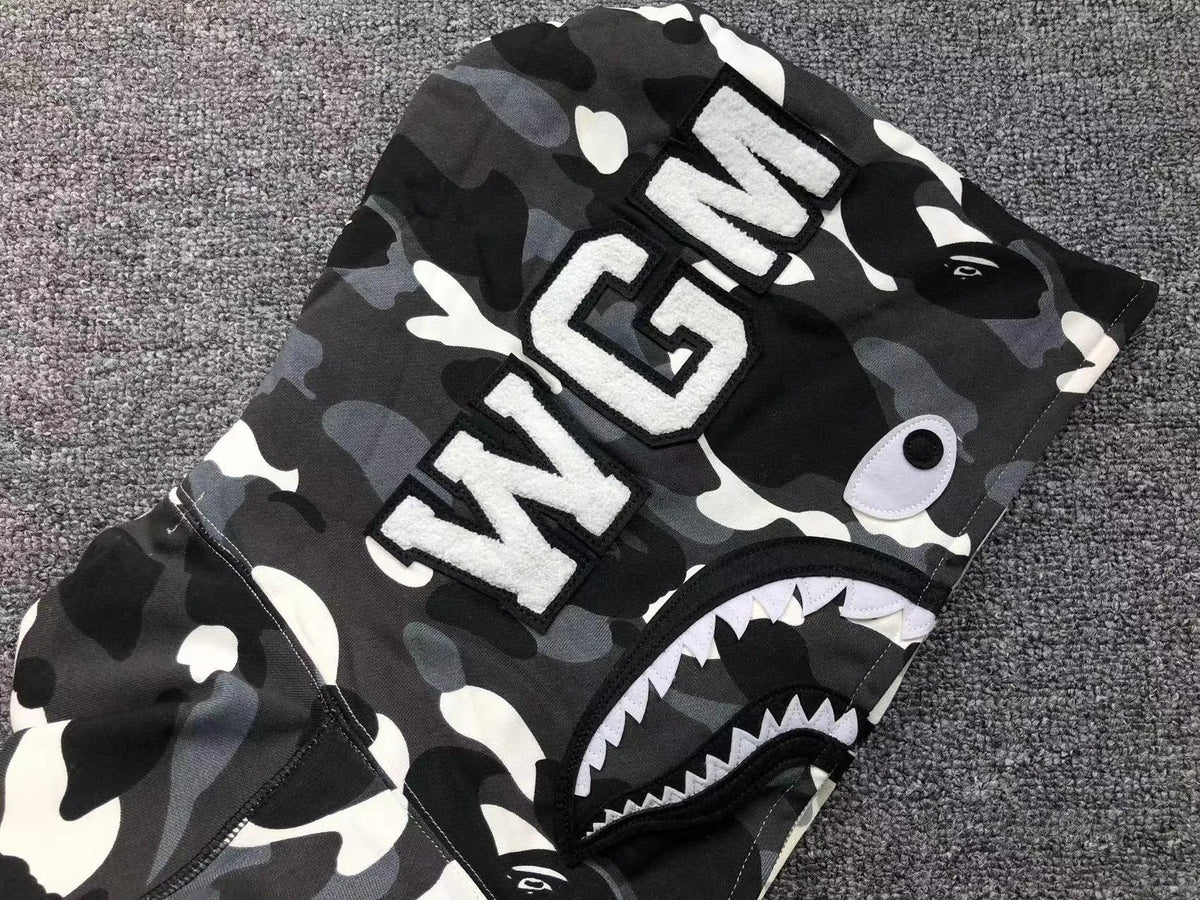 Campera Bape City Camo Half Shark Full Zip Negra Blanca