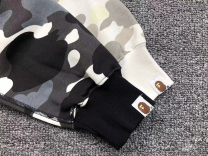 Campera Bape City Camo Shark Wgm Full Zip Negro
