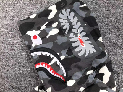 Campera Bape City Camo Shark Wgm Full Zip Negro