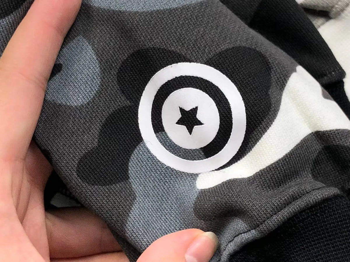 Campera Bape City Camo Shark Wgm Full Zip Negro