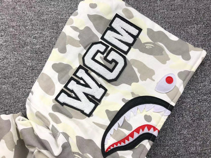 Campera Bape City Camo Shark Wgm Full Zip Blanco