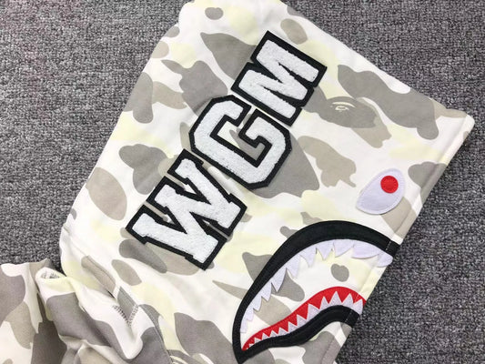Campera Bape City Camo Shark Wgm Full Zip Blanco