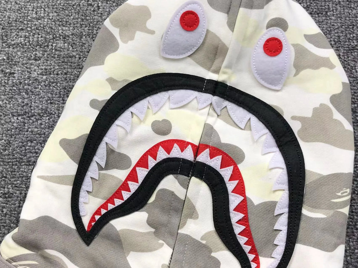 Campera Bape City Camo Shark Wgm Full Zip Blanco