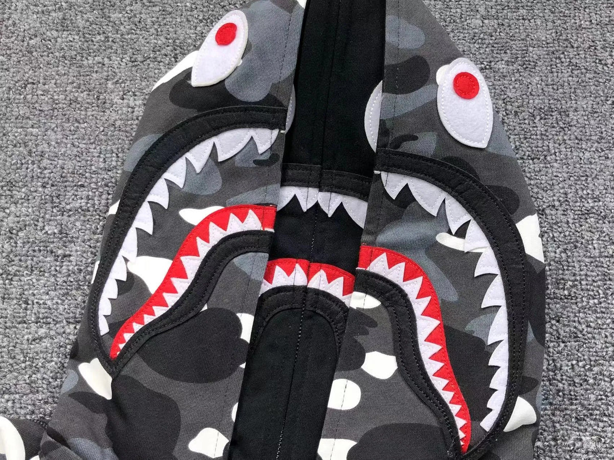 Campera Bape City Camo Shark Wide Full Zip Double Negra