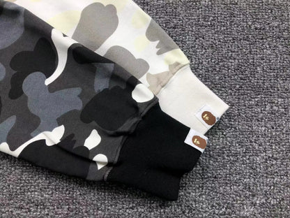 Campera Bape City Camo Shark Wide Full Zip Double Negra
