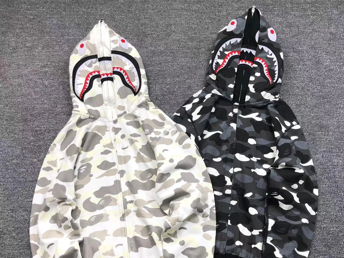 Campera Bape City Camo Shark Wide Full Zip Double Blanca