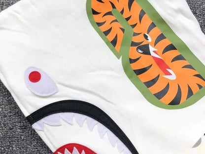 Campera Bape City Camo Shark Wide Full Zip Double Blanca