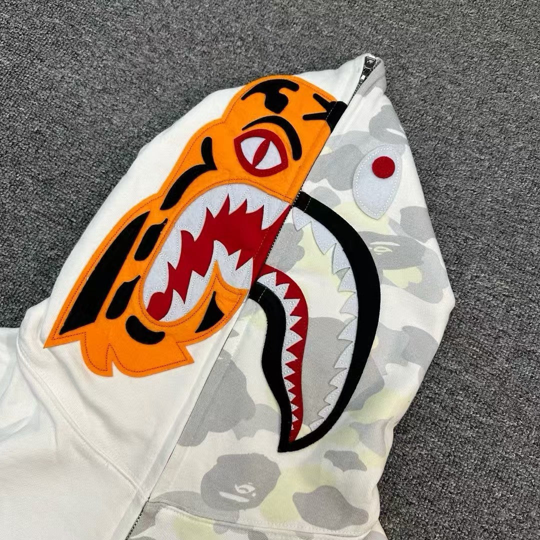 Campera Bape City Camo Tiger Shark Blanca